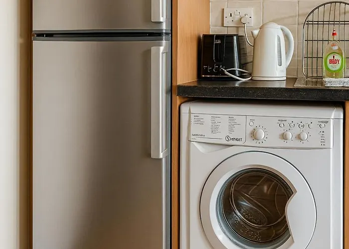 Apartament Quiet 2-Bed Suburb Stay, Free Parking & Near City Cork